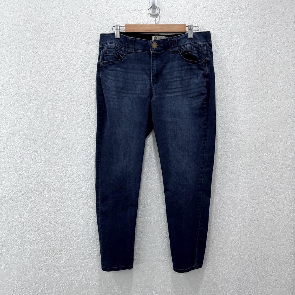 Democracy Women’s Ankle Jeans Size 12